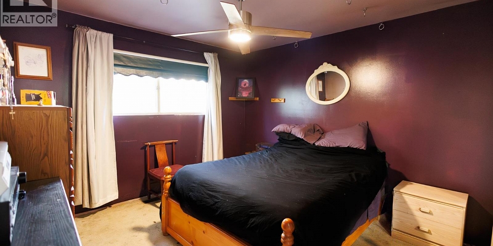 4732 LOEN AVENUE Terrace Photo 15 4732 LOEN AVENUE Terrace Photo 15